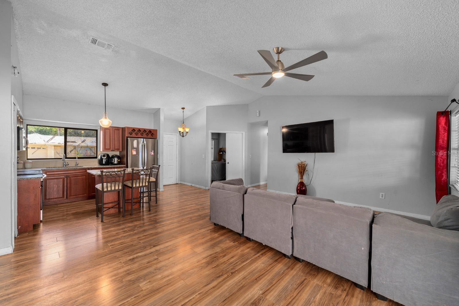 SOUTHWOOD HILLS UNIT 14 - Residential Lease