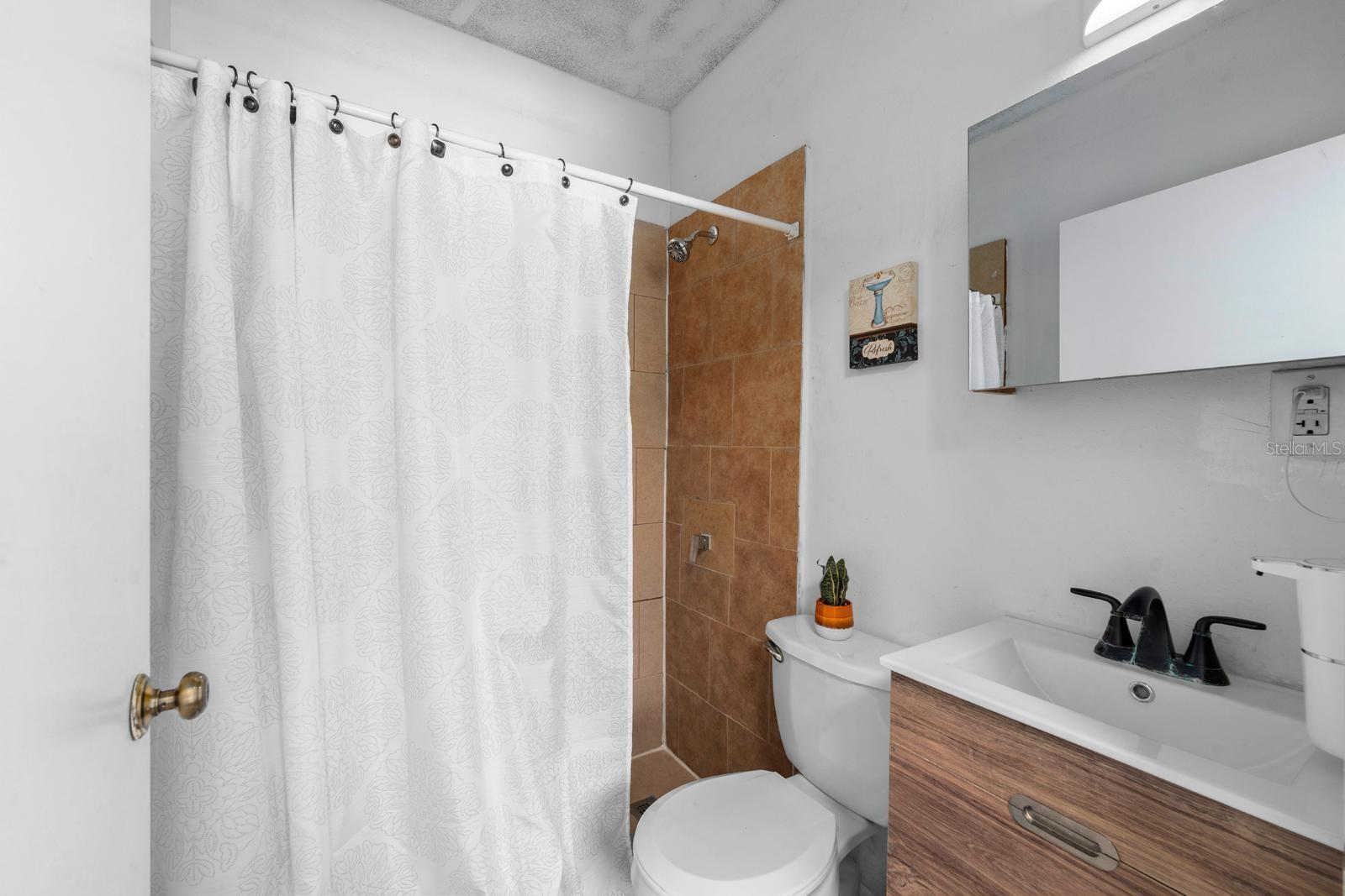 SOUTHWOOD HILLS UNIT 14 - Residential Lease