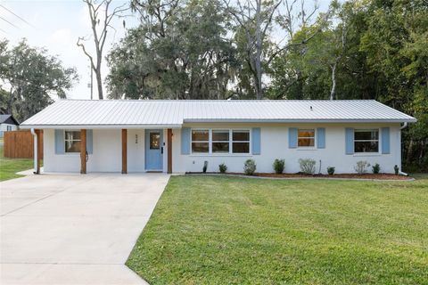 Tiny photo for 524 SE 31st Avenue, Ocala, FL 34471 (MLS # OM715976)