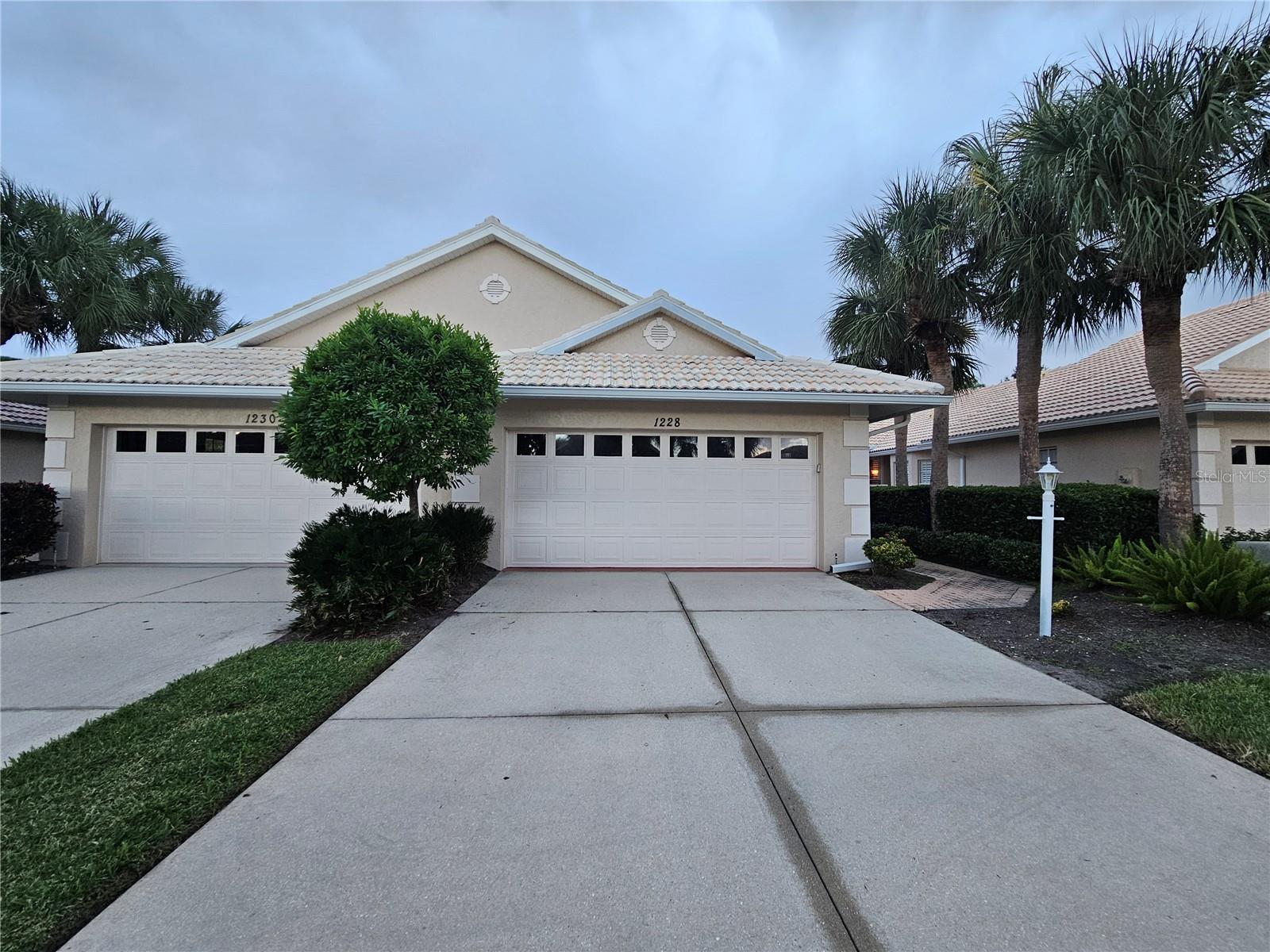 1228 BERKSHIRE CIRCLE