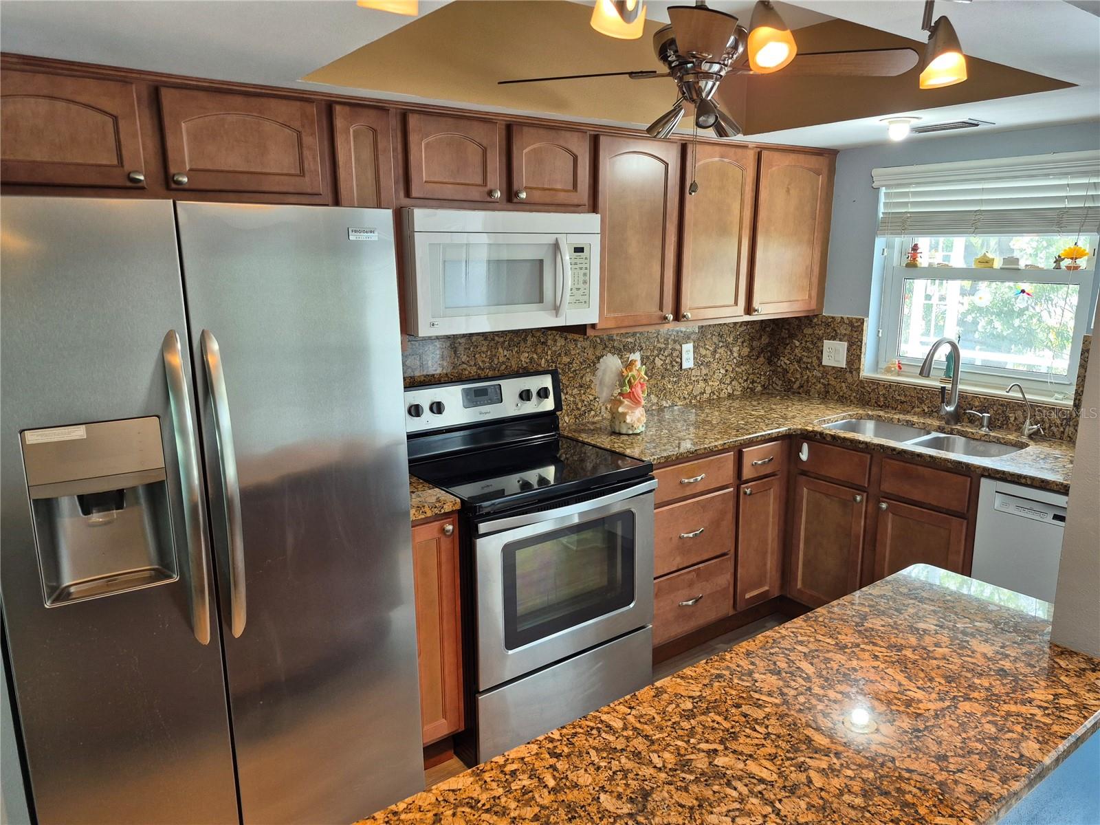 4939 FLORAMAR TERRACE 203