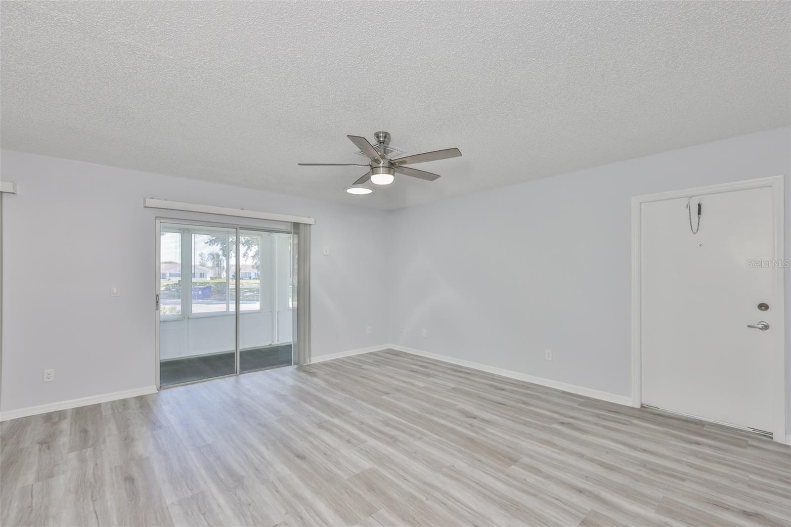 431 GLOUCESTER BOULEVARD 87