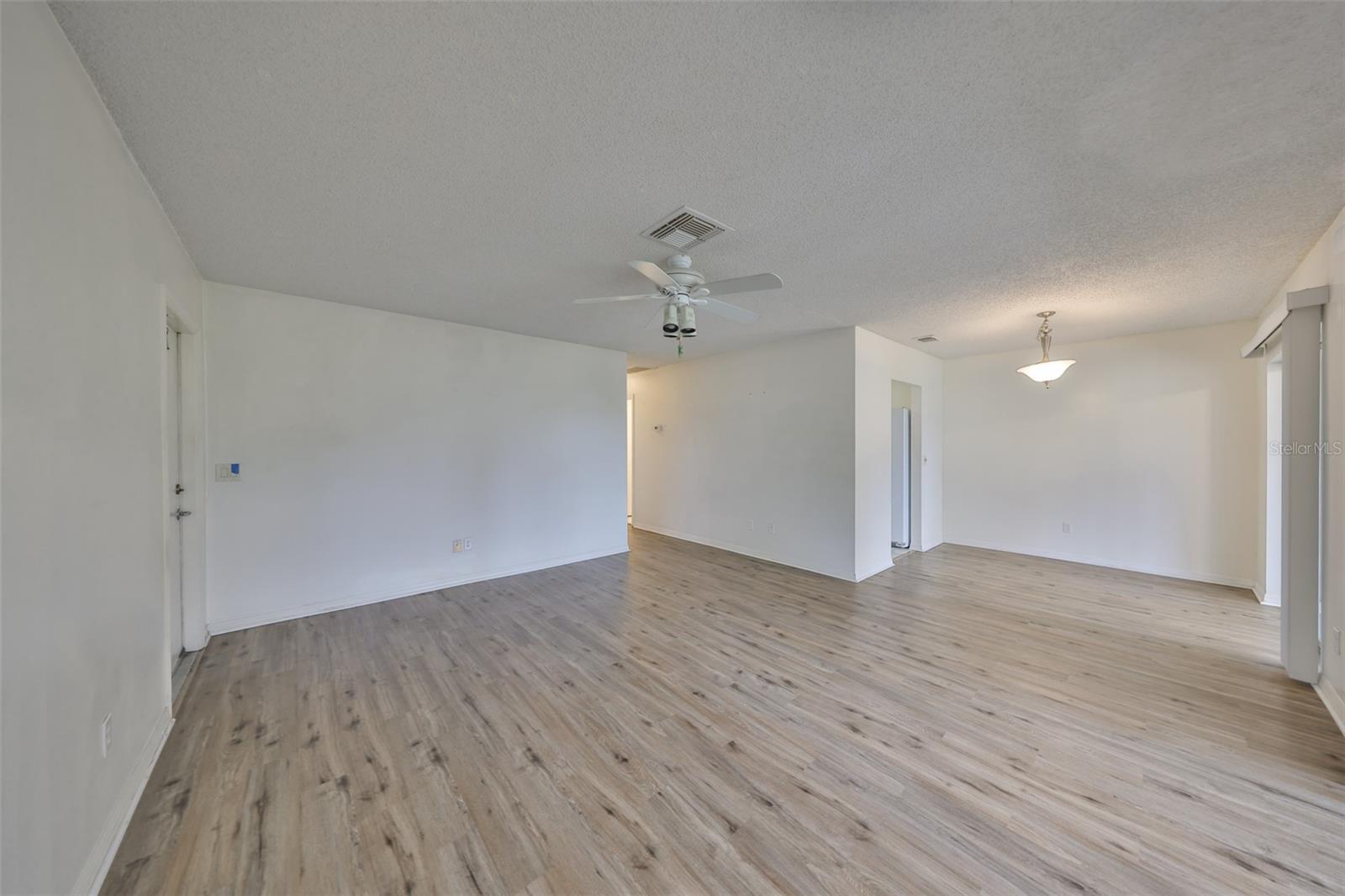 431 GLOUCESTER BOULEVARD 87