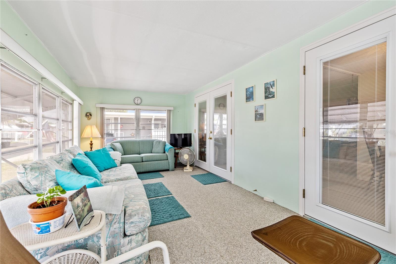 CARRIAGE VLGE U 01 - Residential