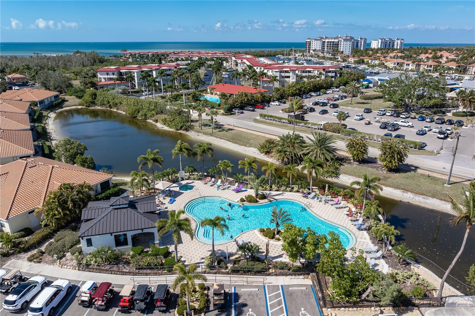 MARLIN RUN CONDO 02 - Residential