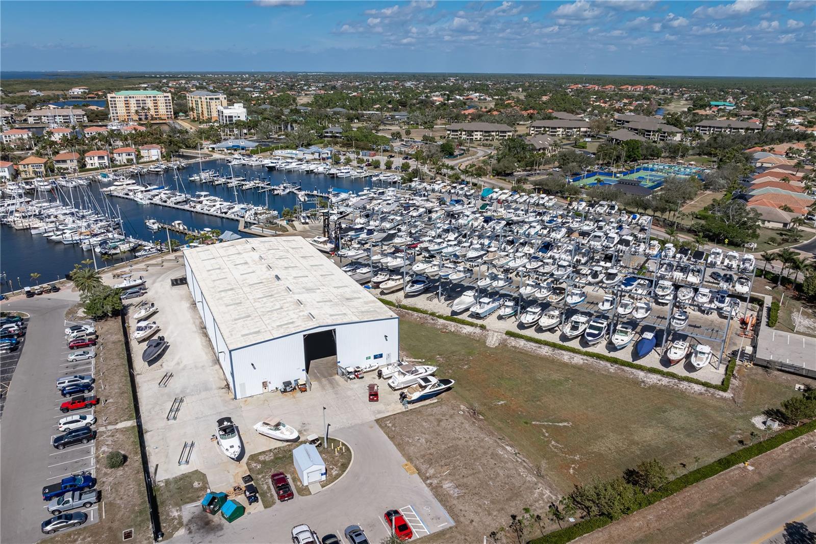 MARLIN RUN CONDO 02 - Residential