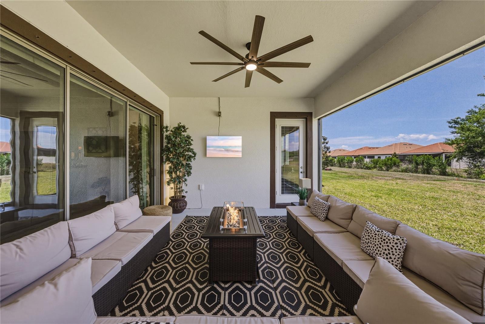 MEDLEY AT SOUTHSHORE BAY - Residential
