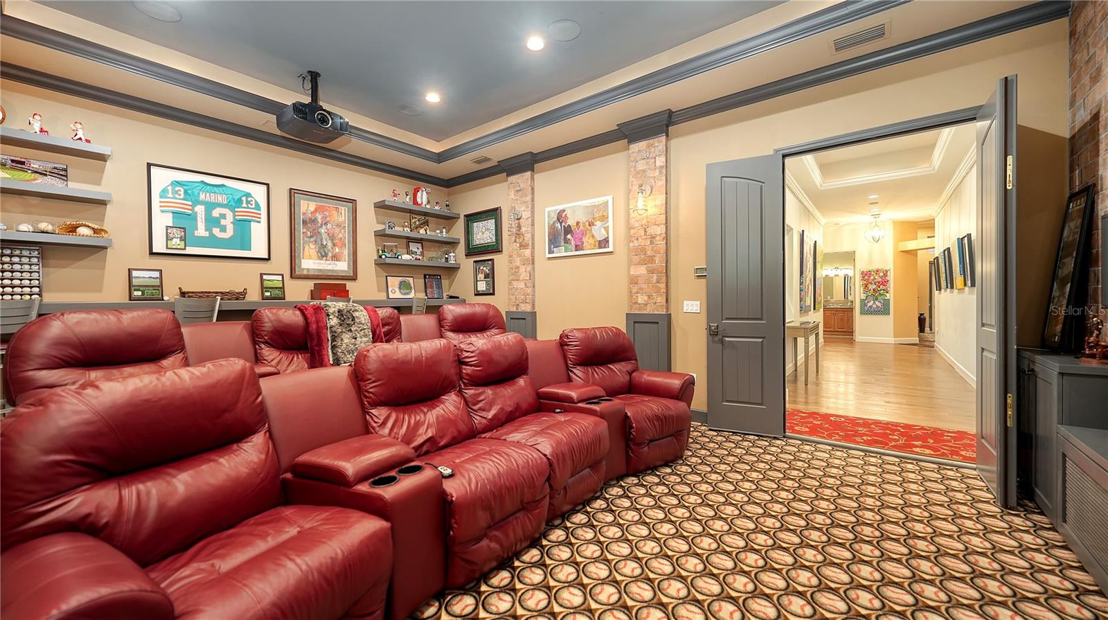 LAUREL OAK ESTATES SEC 09 - Residential