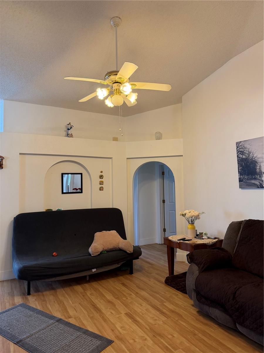 WETHERBEE LAKES SUB - Residential