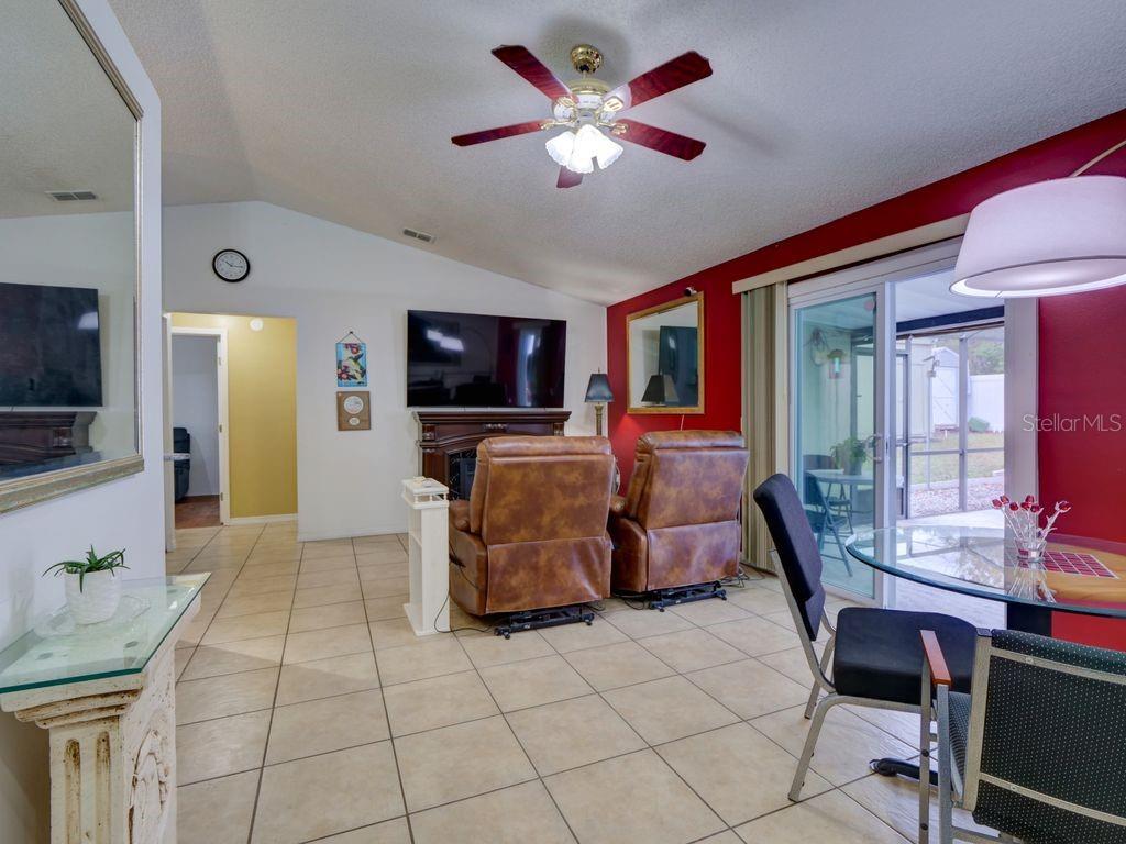 DELTONA LAKES UN 62 - Residential