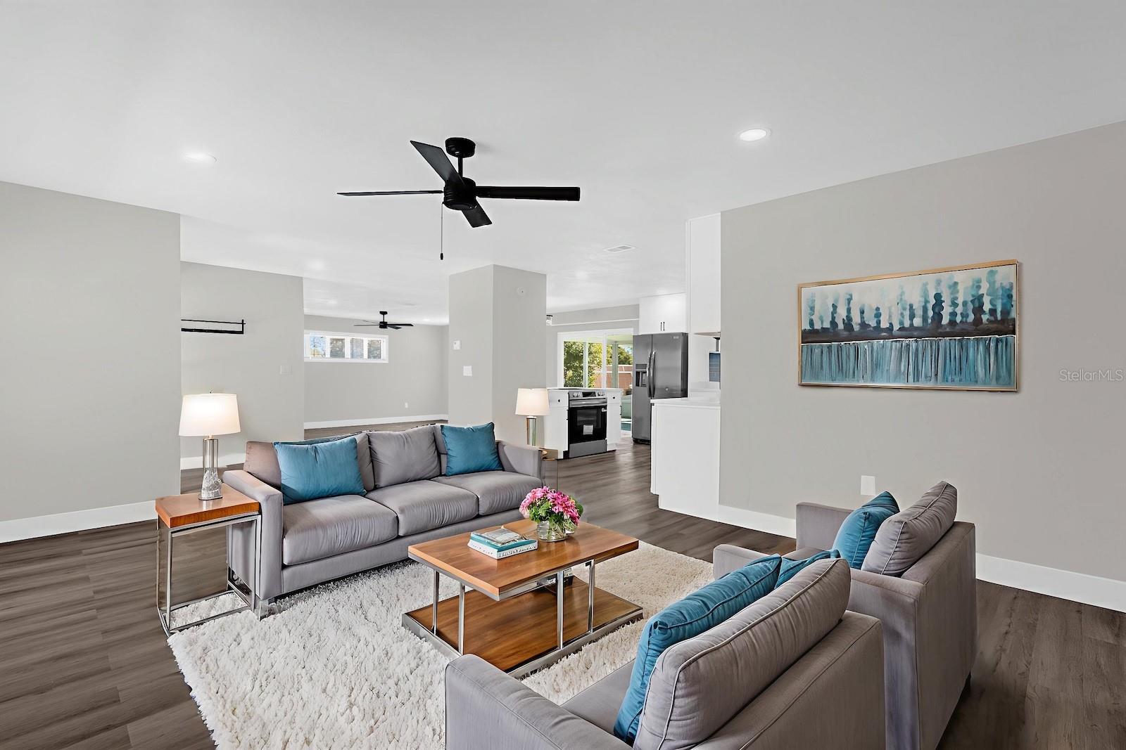 608 GREEN BRIAR BOULEVARD