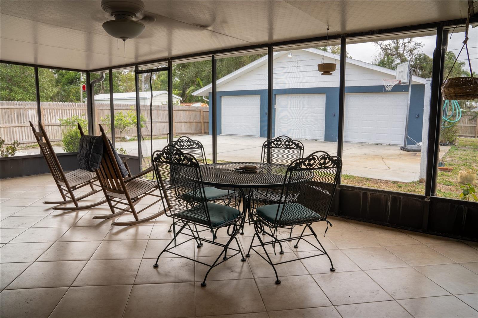 RICHARDS ADD TO PALMETTO CONTINUED - Residential