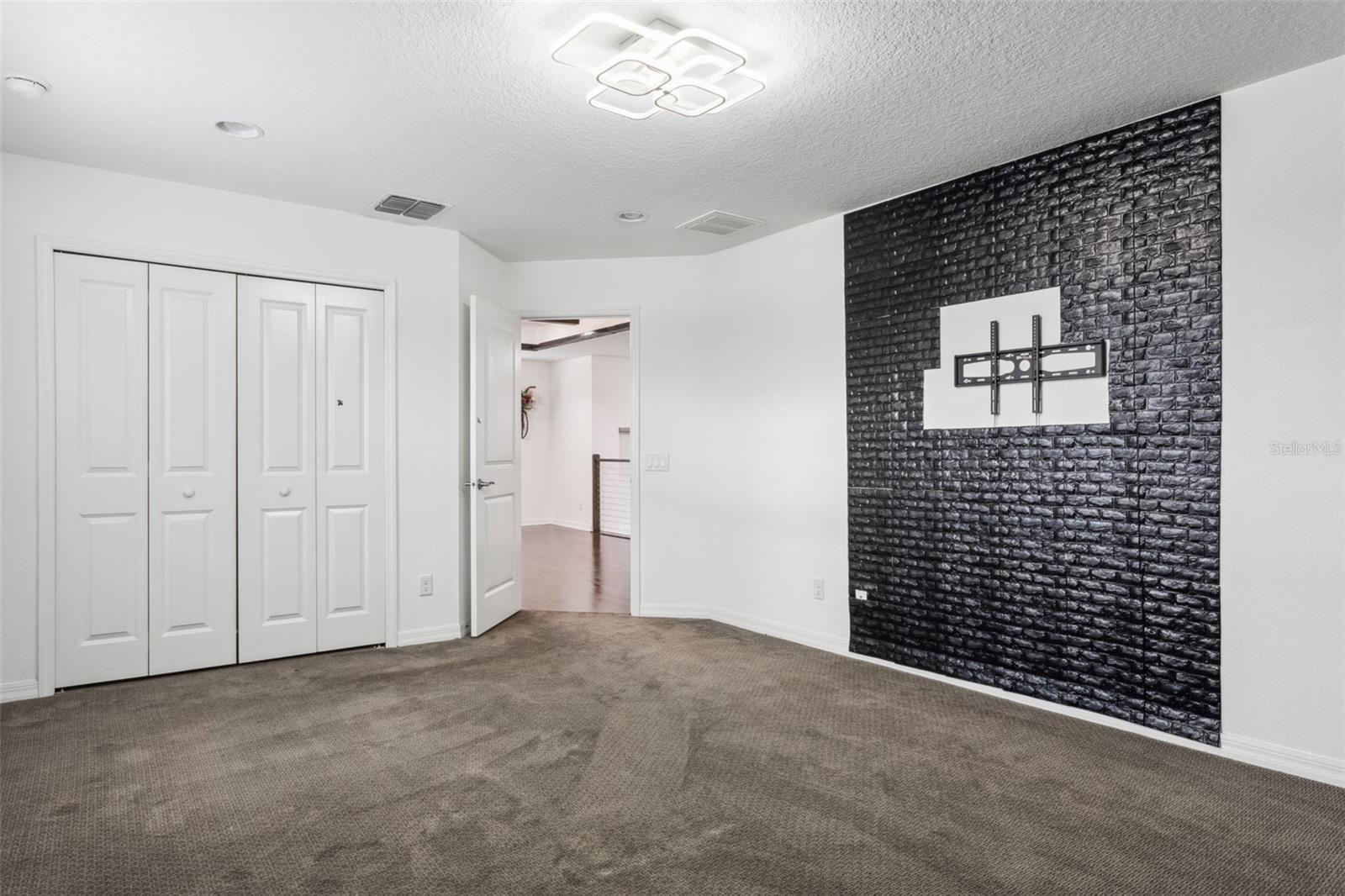 K-BAR RANCH-PCL A - Residential Lease