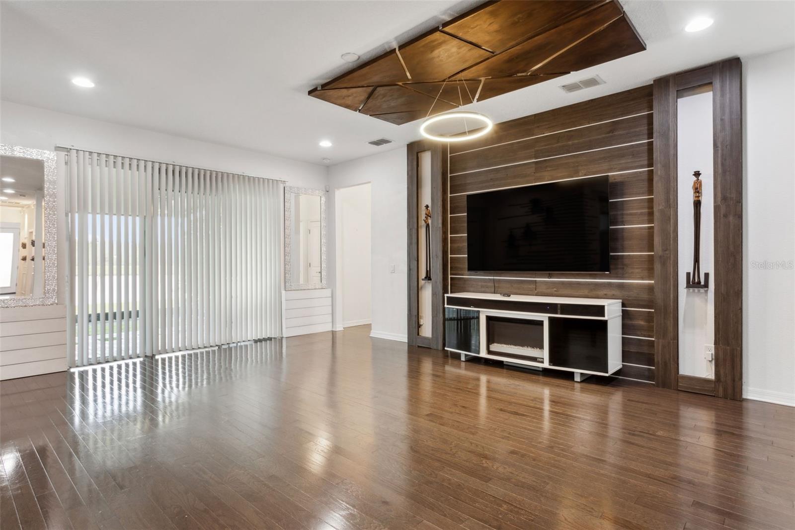 K-BAR RANCH-PCL A - Residential Lease