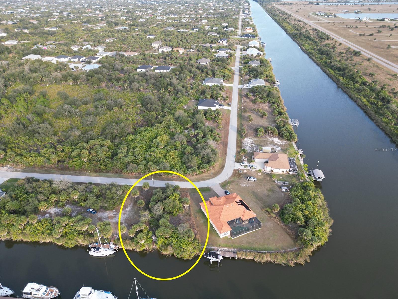 PORT CHARLOTTE SEC 085 - Land