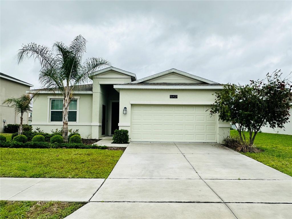 Photo of 16421 Fernridge Street, Clermont, FL 34714 (MLS # O6398402)