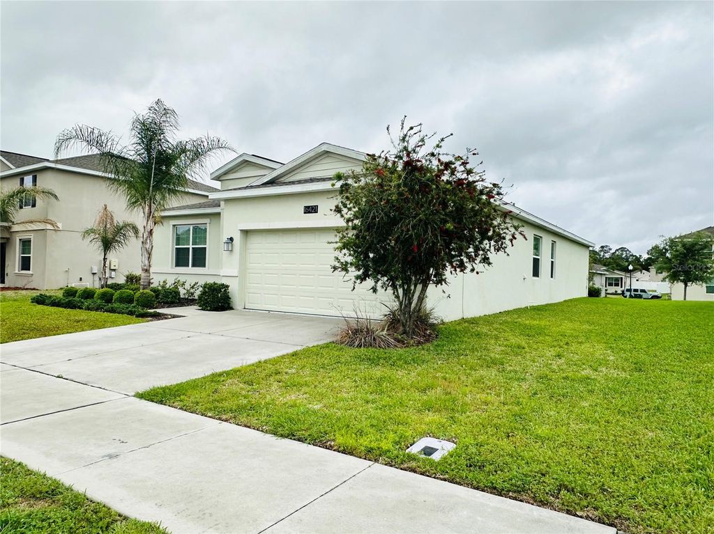 Photo of 16421 Fernridge Street, Clermont, FL 34714 (MLS # O6398402)