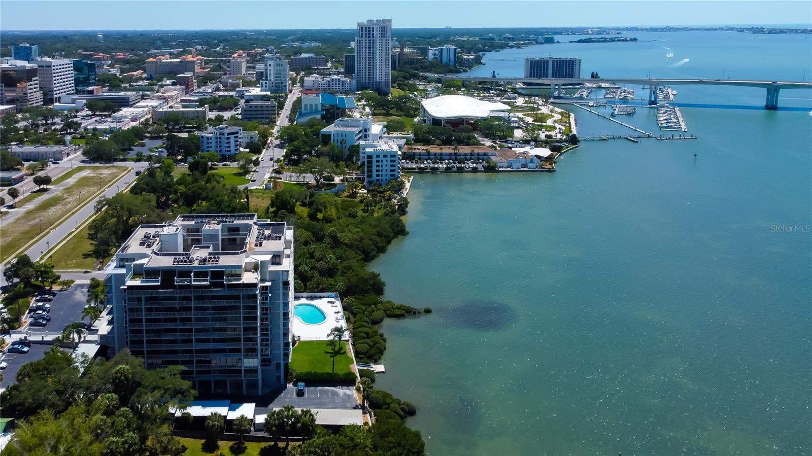 HARBOR BLUFFS WATERFRONT CONDO - Residential Lease