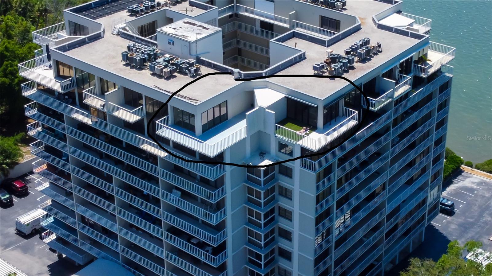 HARBOR BLUFFS WATERFRONT CONDO - Residential Lease