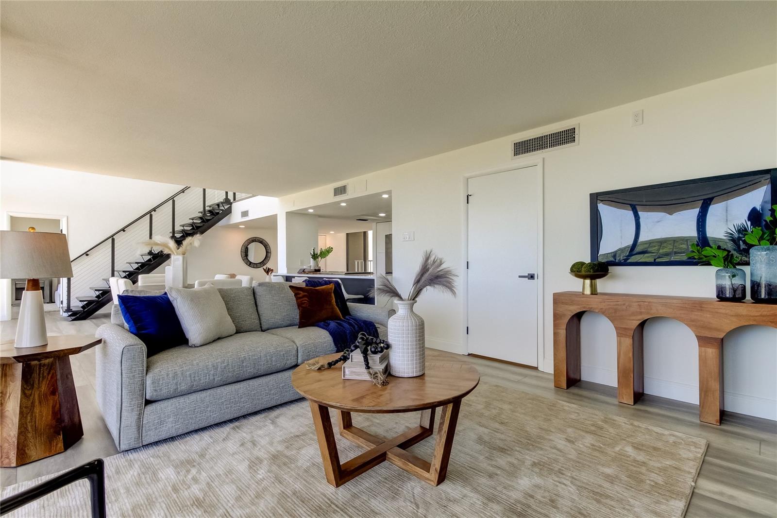 HARBOR BLUFFS WATERFRONT CONDO - Residential Lease