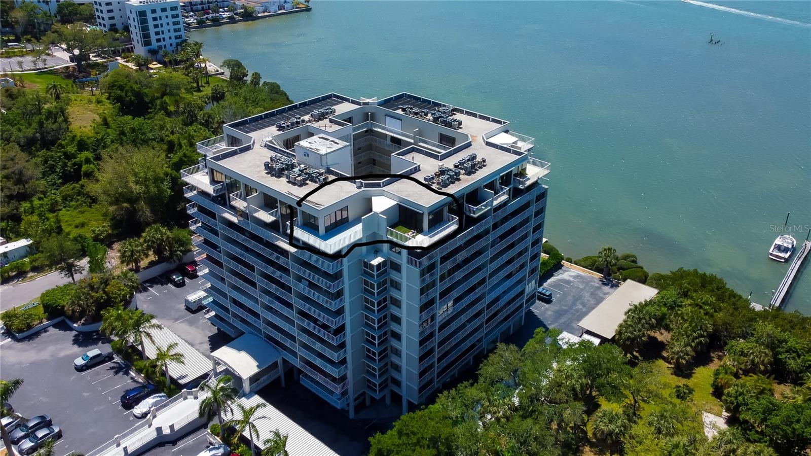 HARBOR BLUFFS WATERFRONT CONDO - Residential Lease