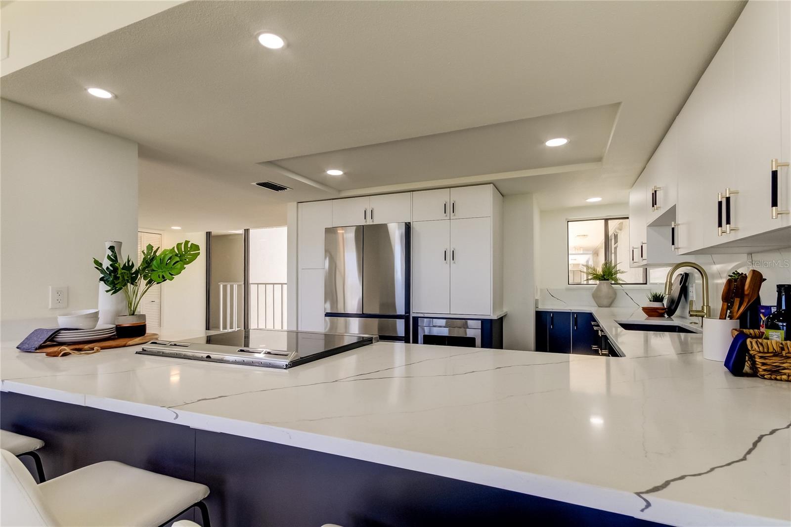 HARBOR BLUFFS WATERFRONT CONDO - Residential Lease