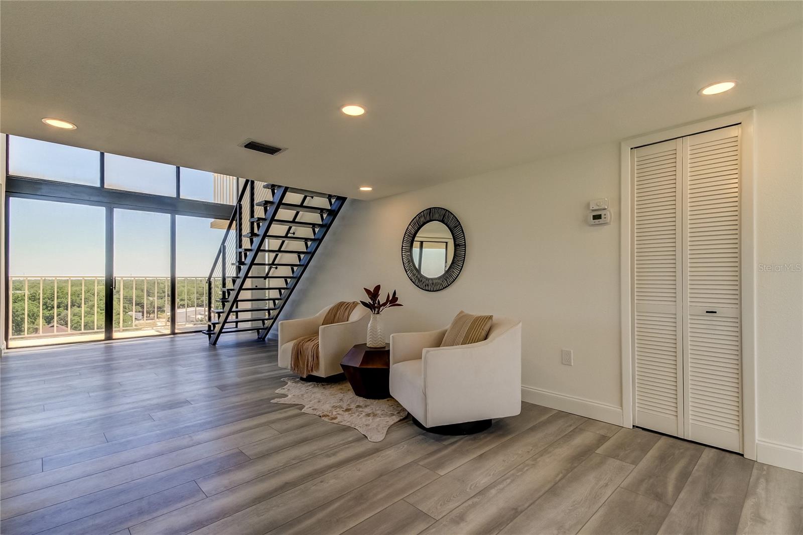 HARBOR BLUFFS WATERFRONT CONDO - Residential Lease