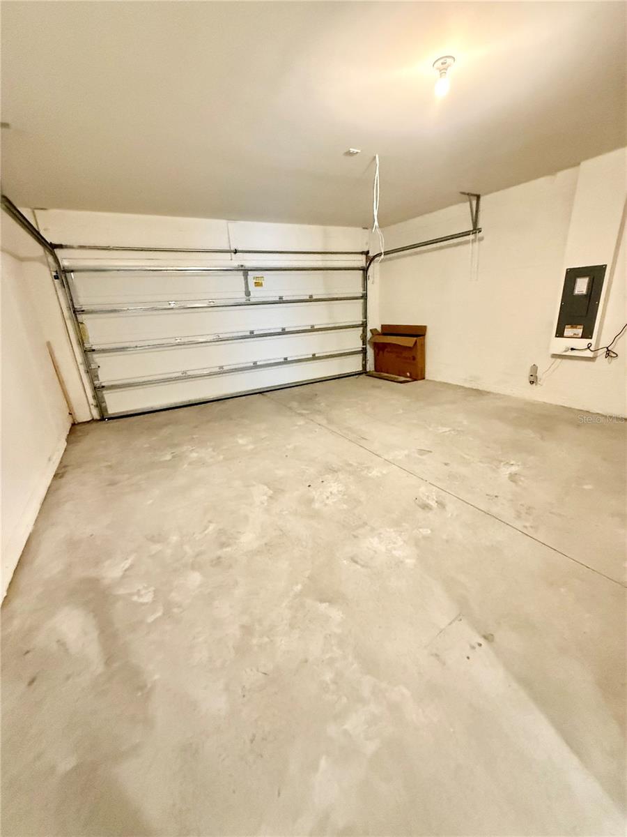 LAKE CHARLES RESIDENCE PH 2 - Residential Lease