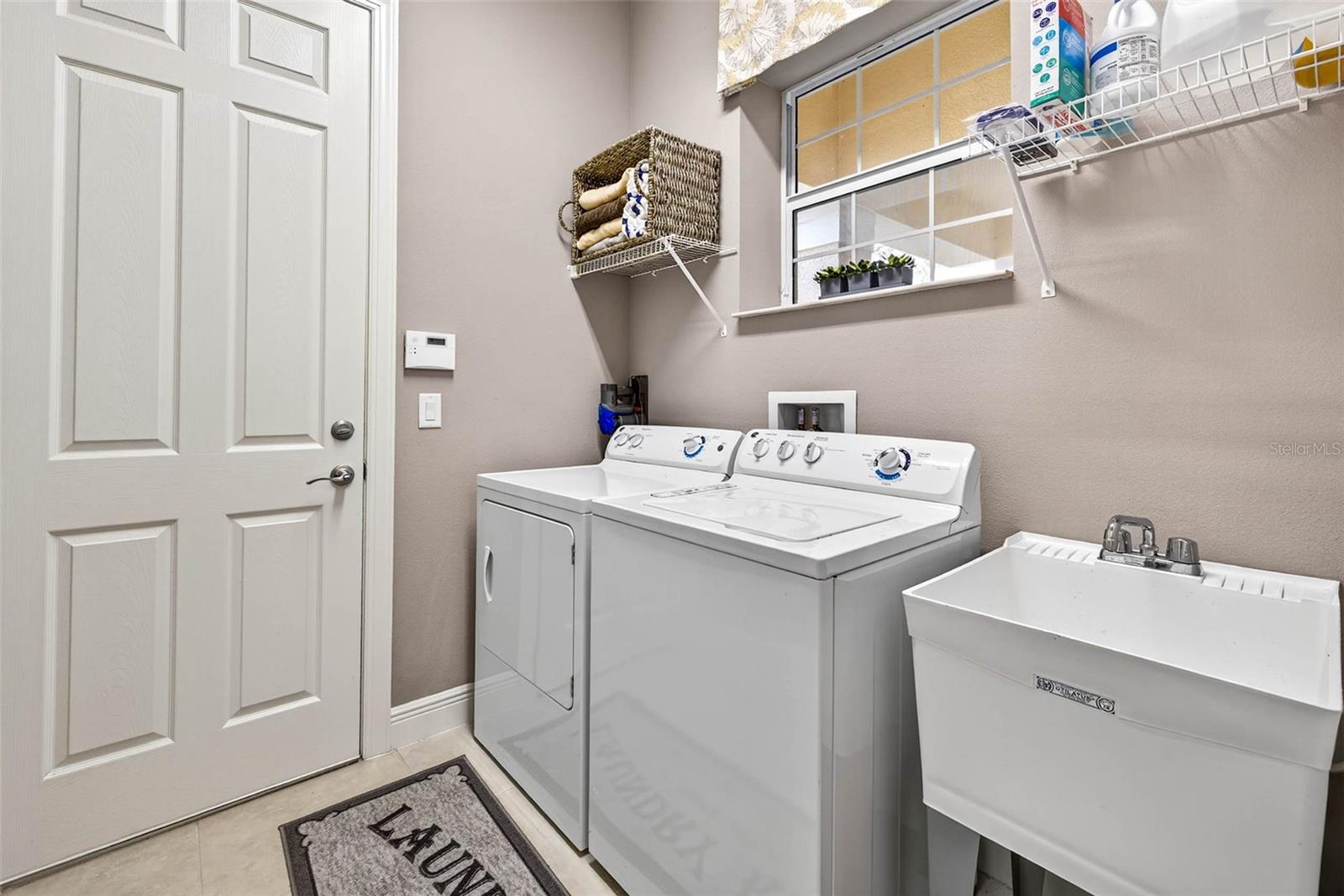 VALENCIA LAKES TR C - Residential