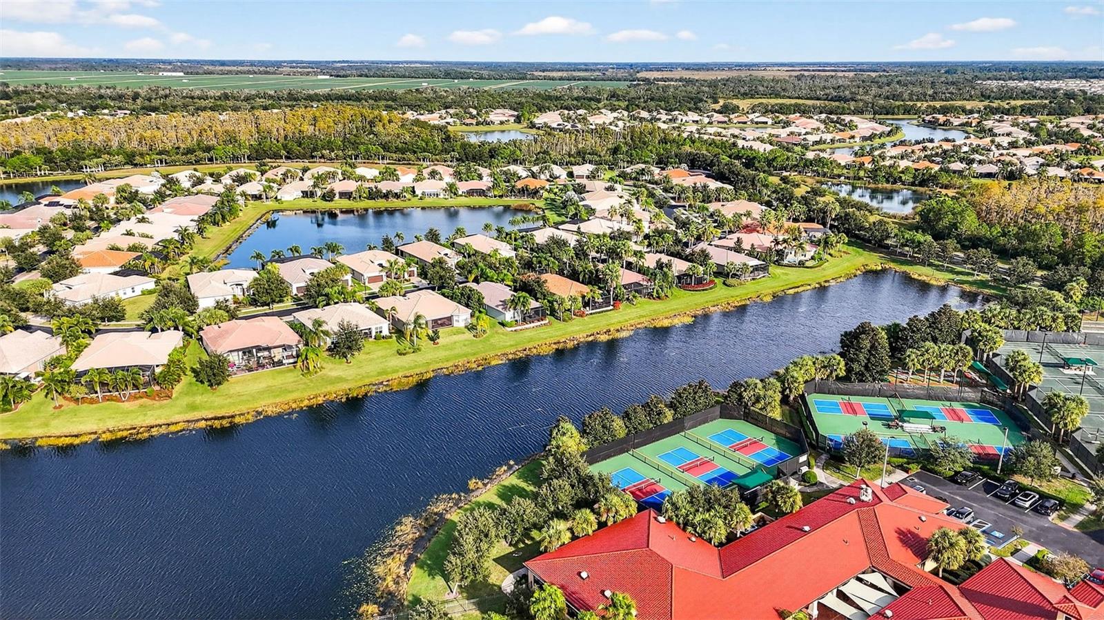 VALENCIA LAKES TR C - Residential