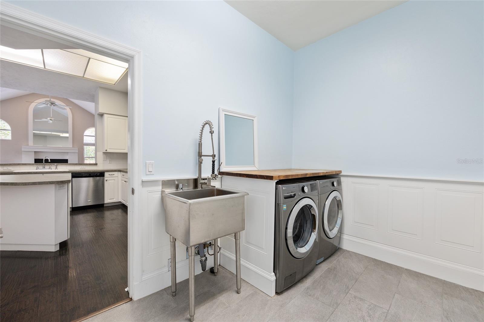 HUNTINGTON - Residential