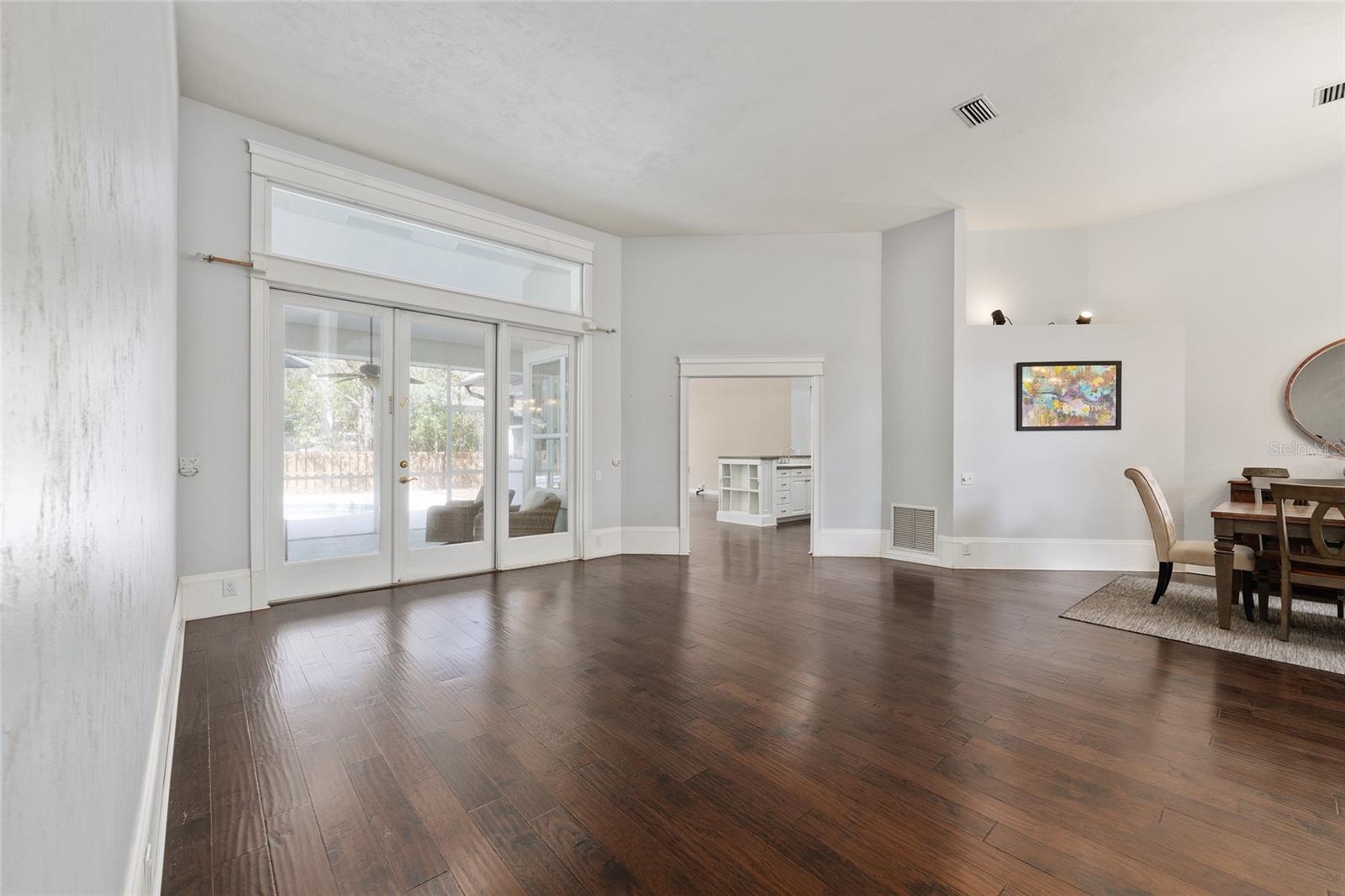 HUNTINGTON - Residential