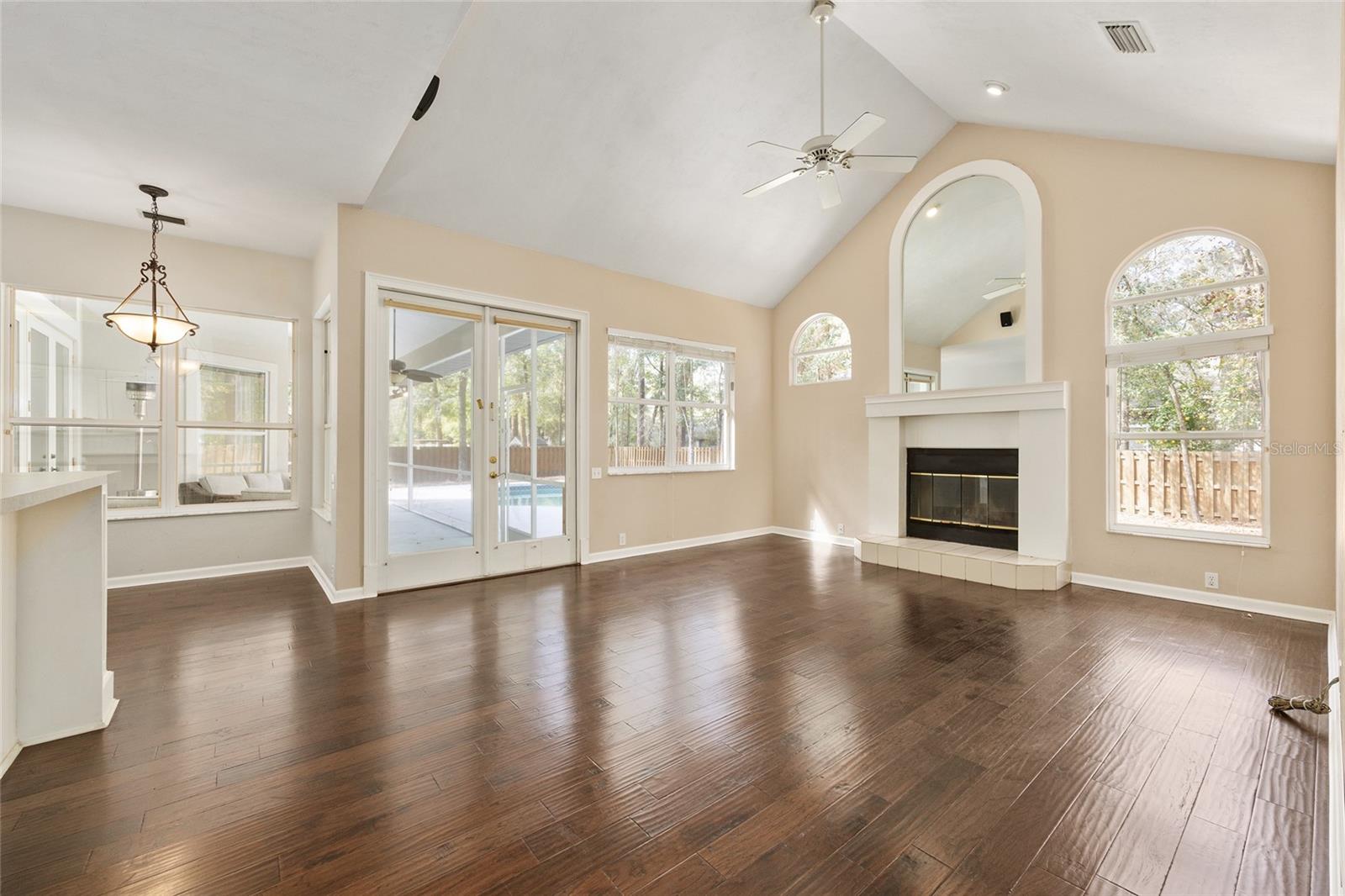 HUNTINGTON - Residential