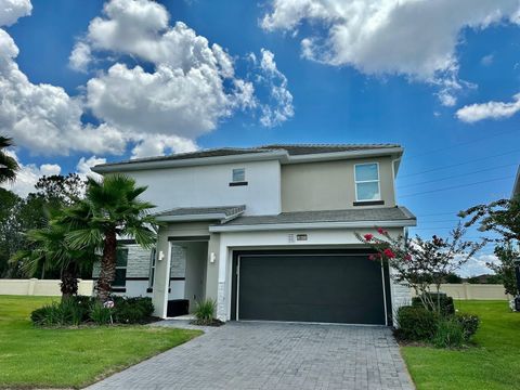 Photo of 2641 Calistoga Avenue, Kissimmee, FL 34741 (MLS # S5120661)
