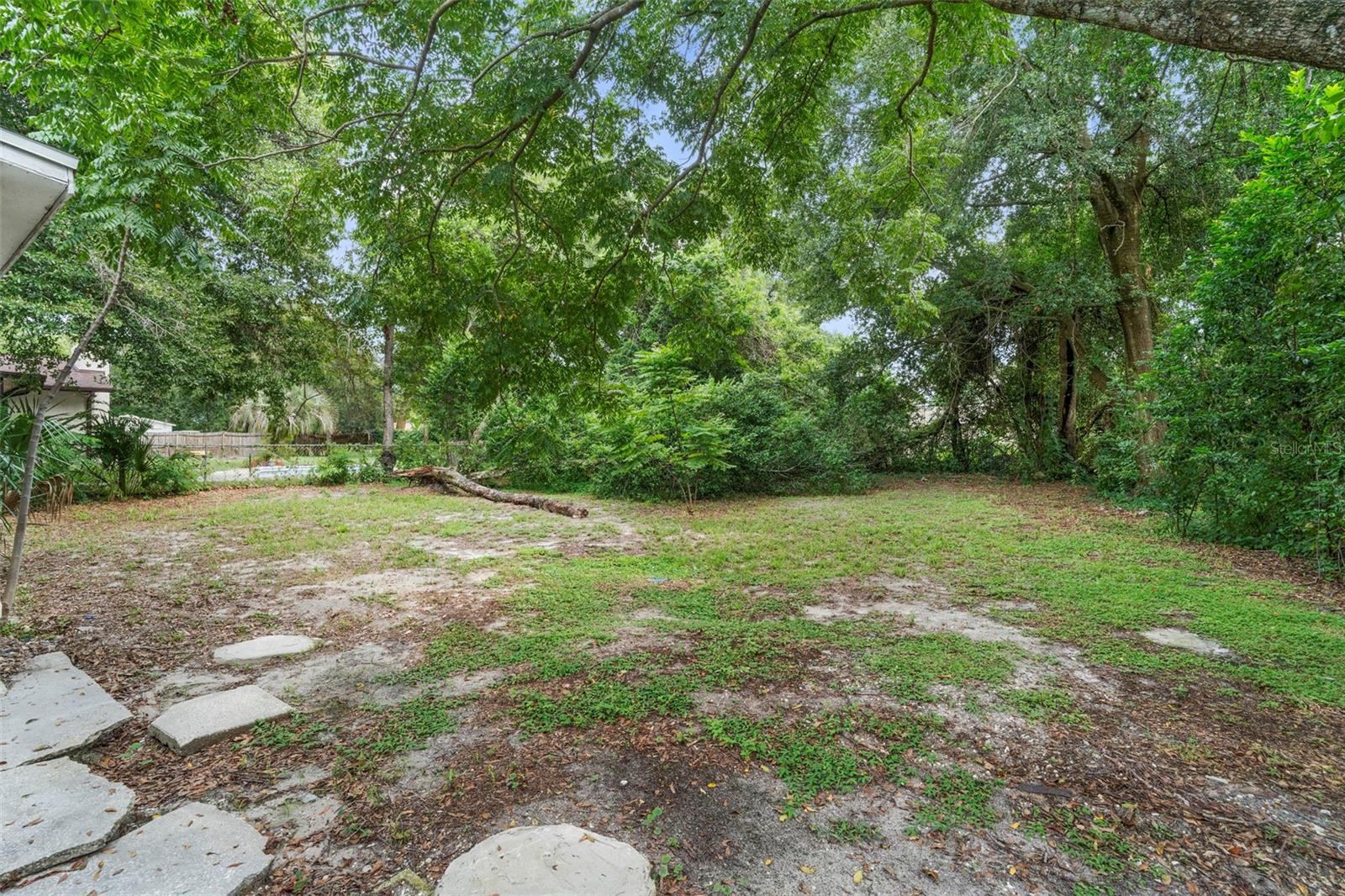 PLANTATION ESTATES UNIT 02 - Residential