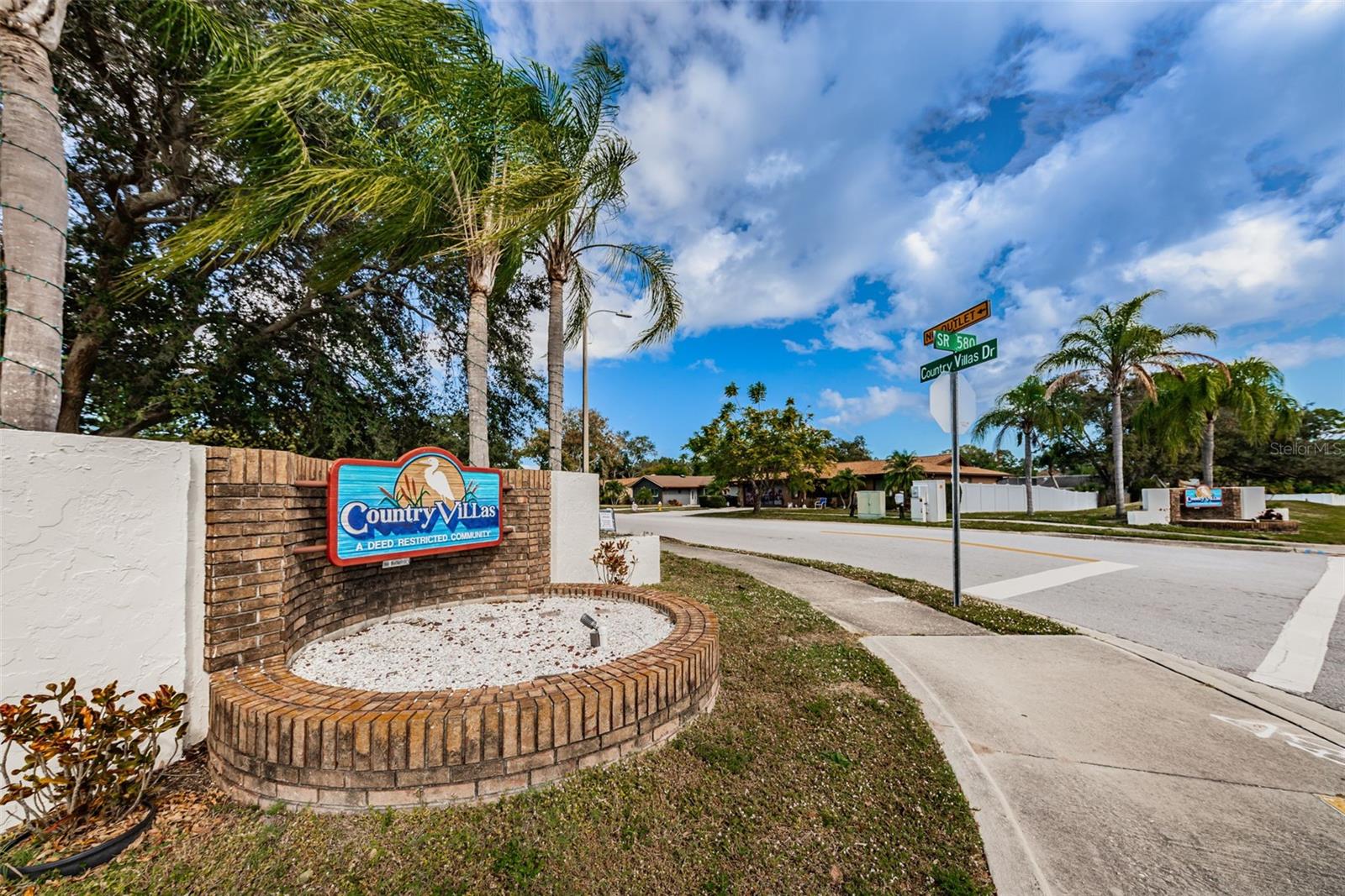 203 HILLCREST DRIVE
