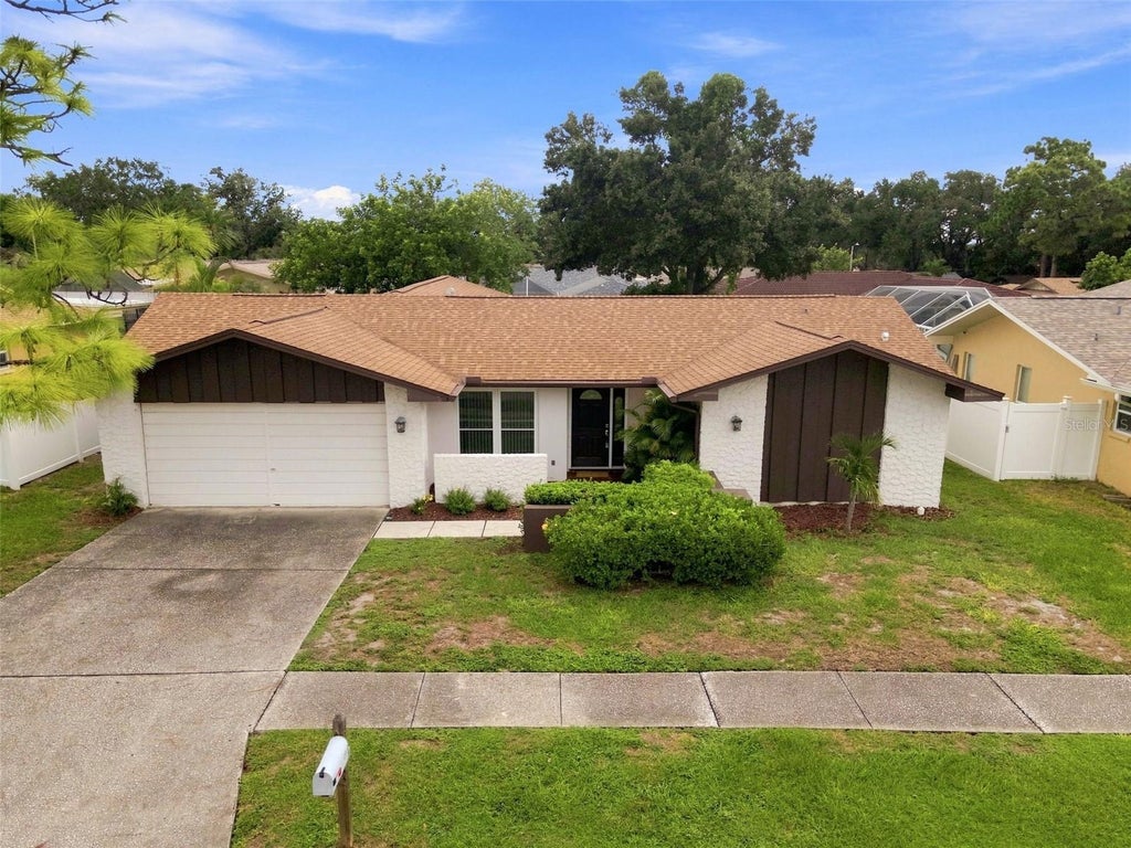 Photo of 203 Hillcrest Drive, Safety Harbor, FL 34695 (MLS # TB8548870)