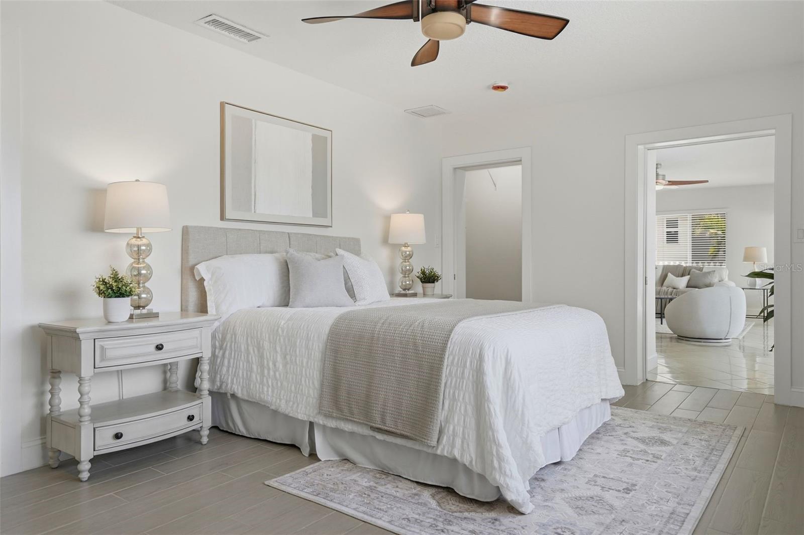 PASADENA ISLE - Residential