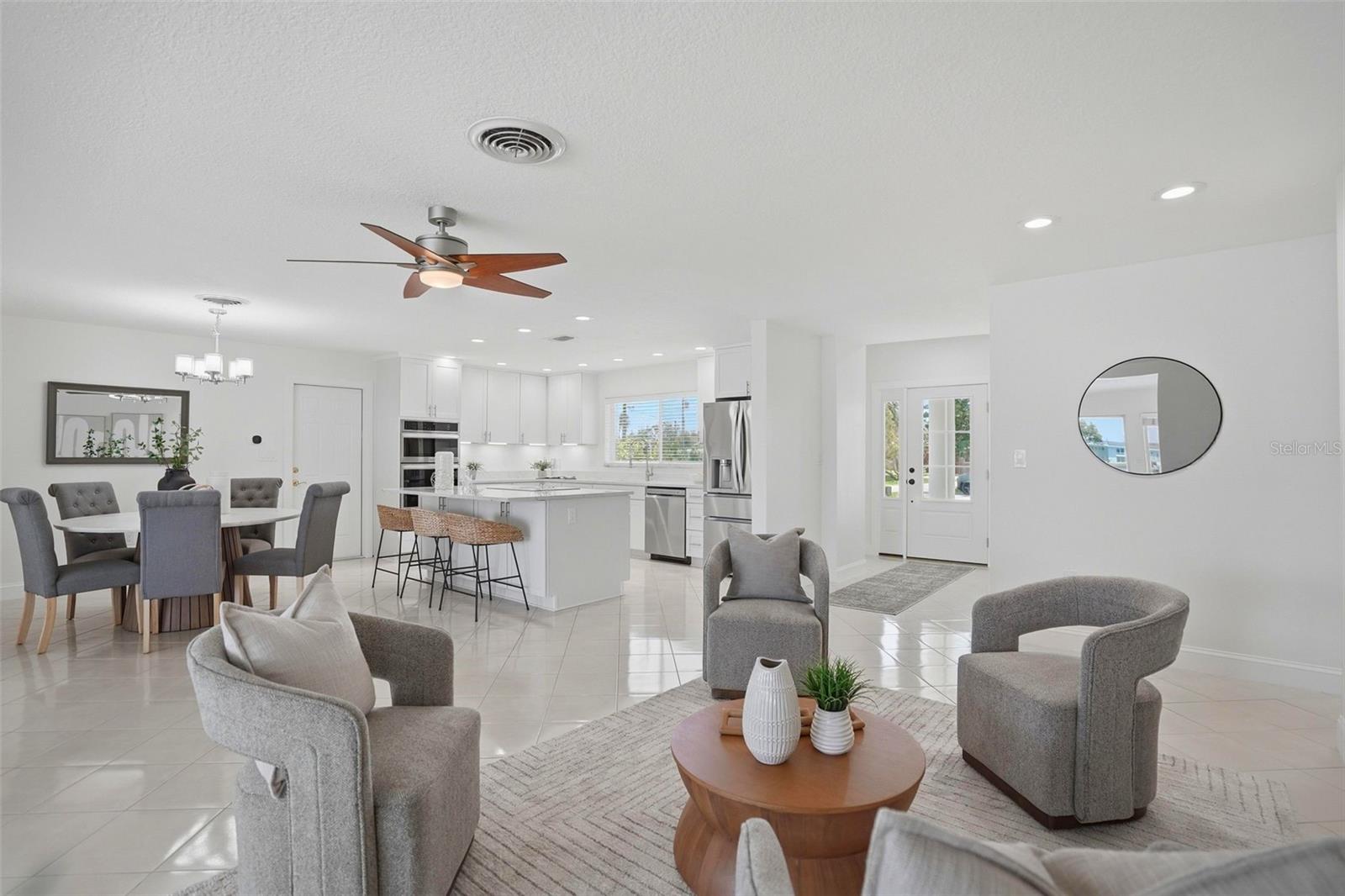 PASADENA ISLE - Residential