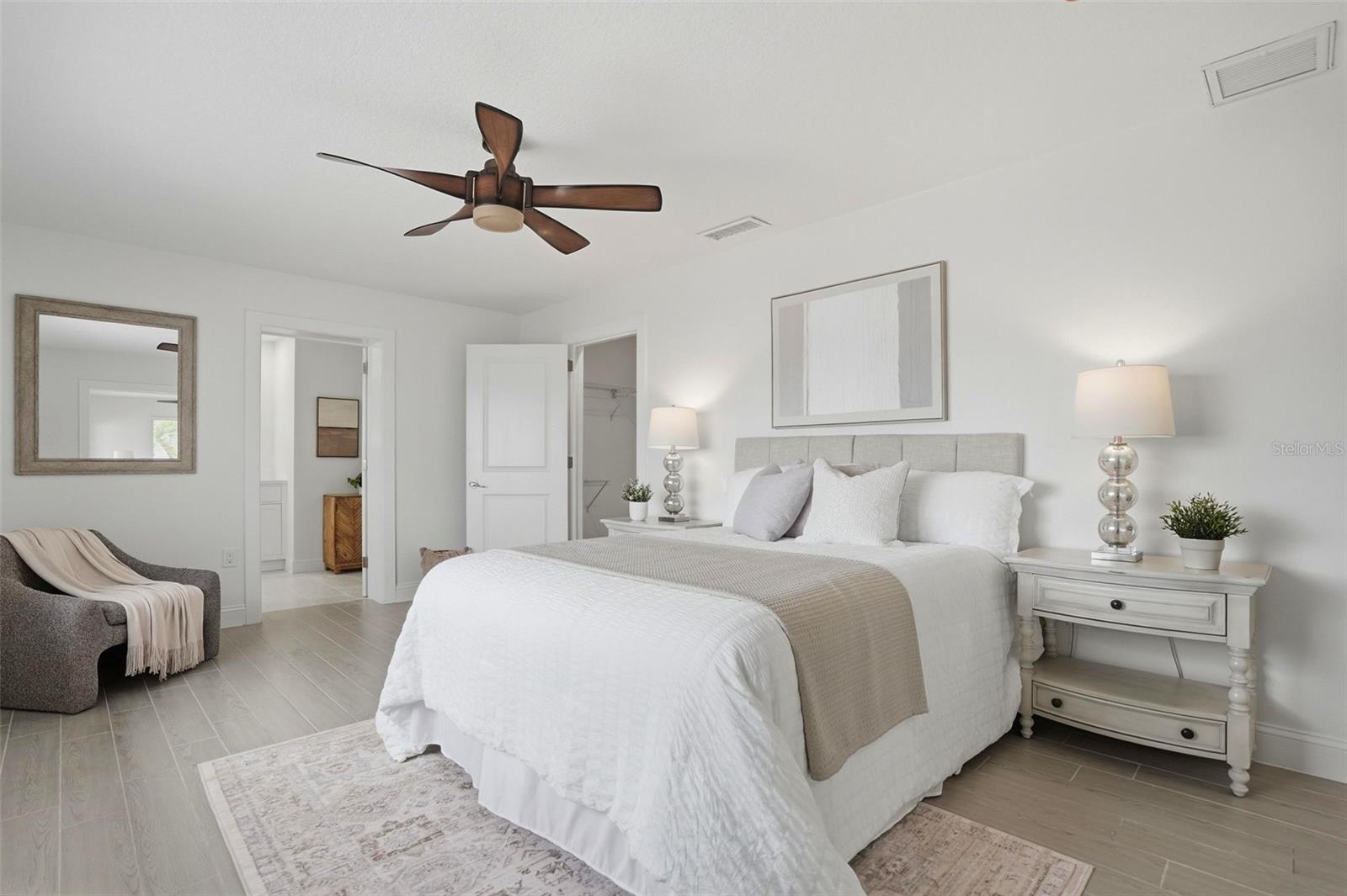 PASADENA ISLE - Residential