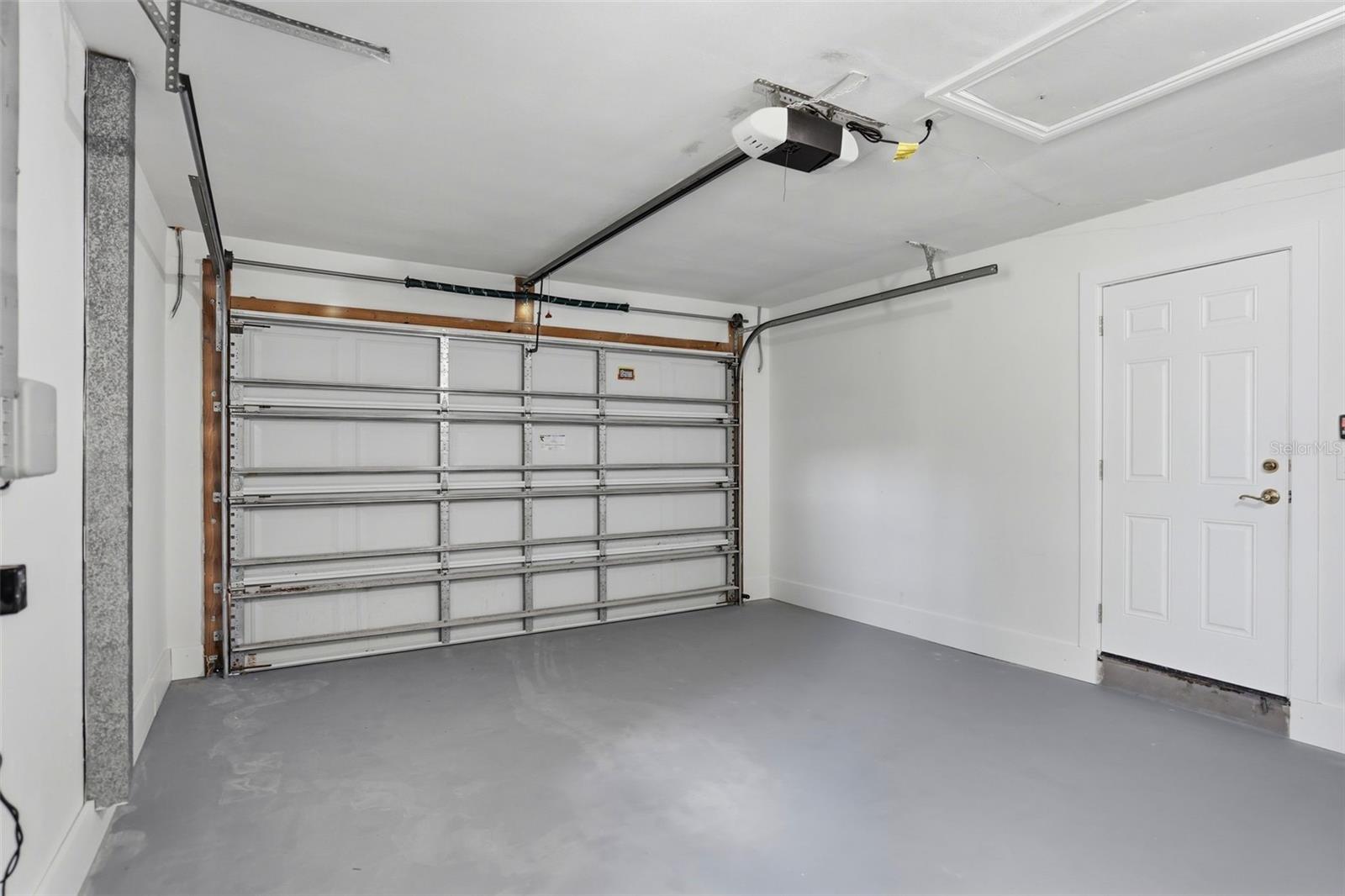 PASADENA ISLE - Residential