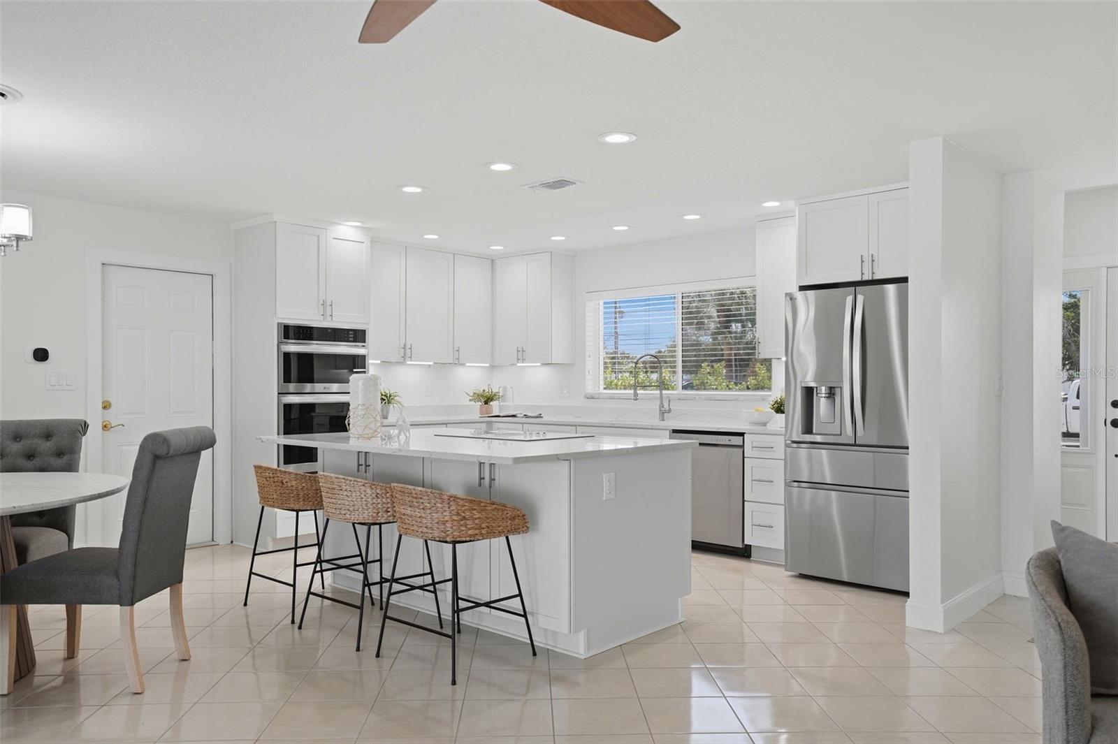 PASADENA ISLE - Residential