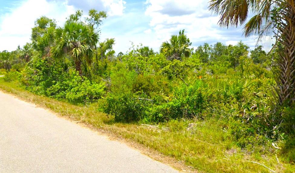 PORT CHARLOTTE SEC 048 - Land