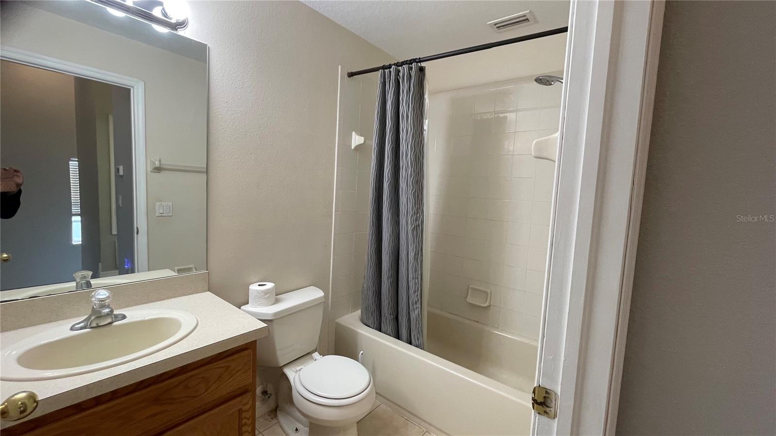 SEMINOLE PALMS AT LARGO - Residential