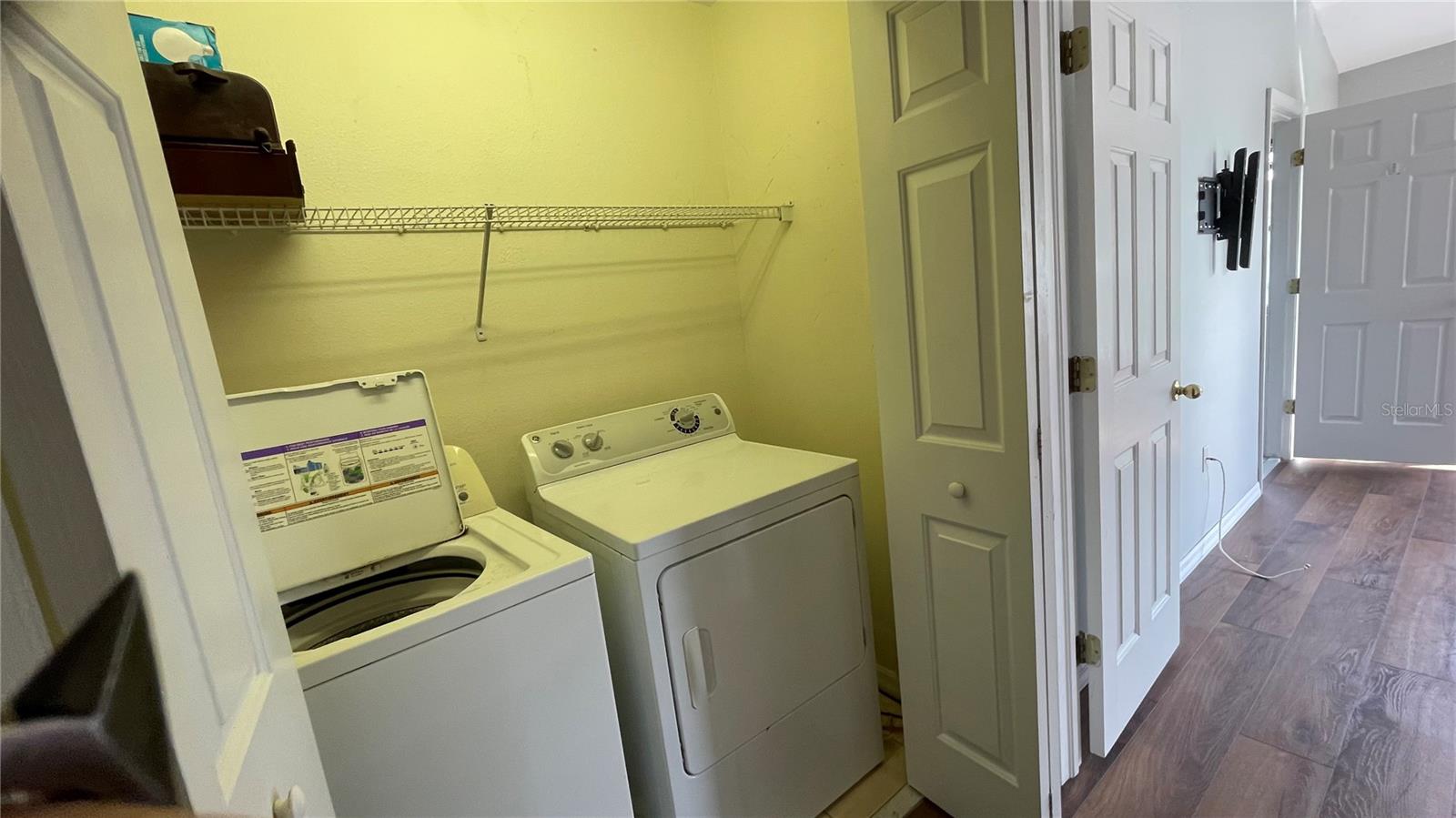 SEMINOLE PALMS AT LARGO - Residential