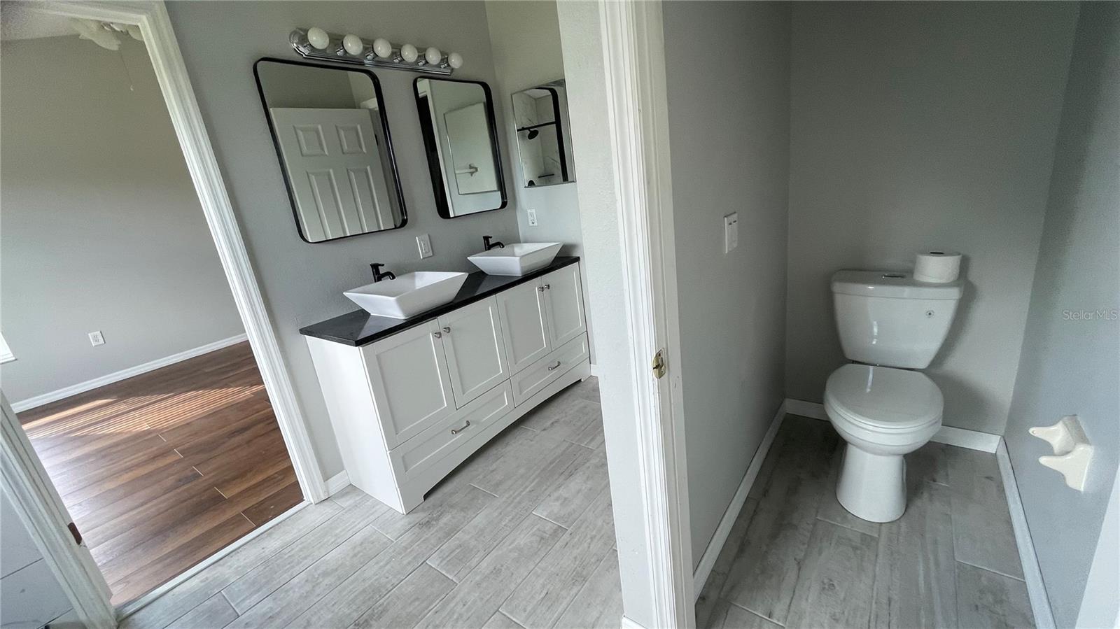 SEMINOLE PALMS AT LARGO - Residential