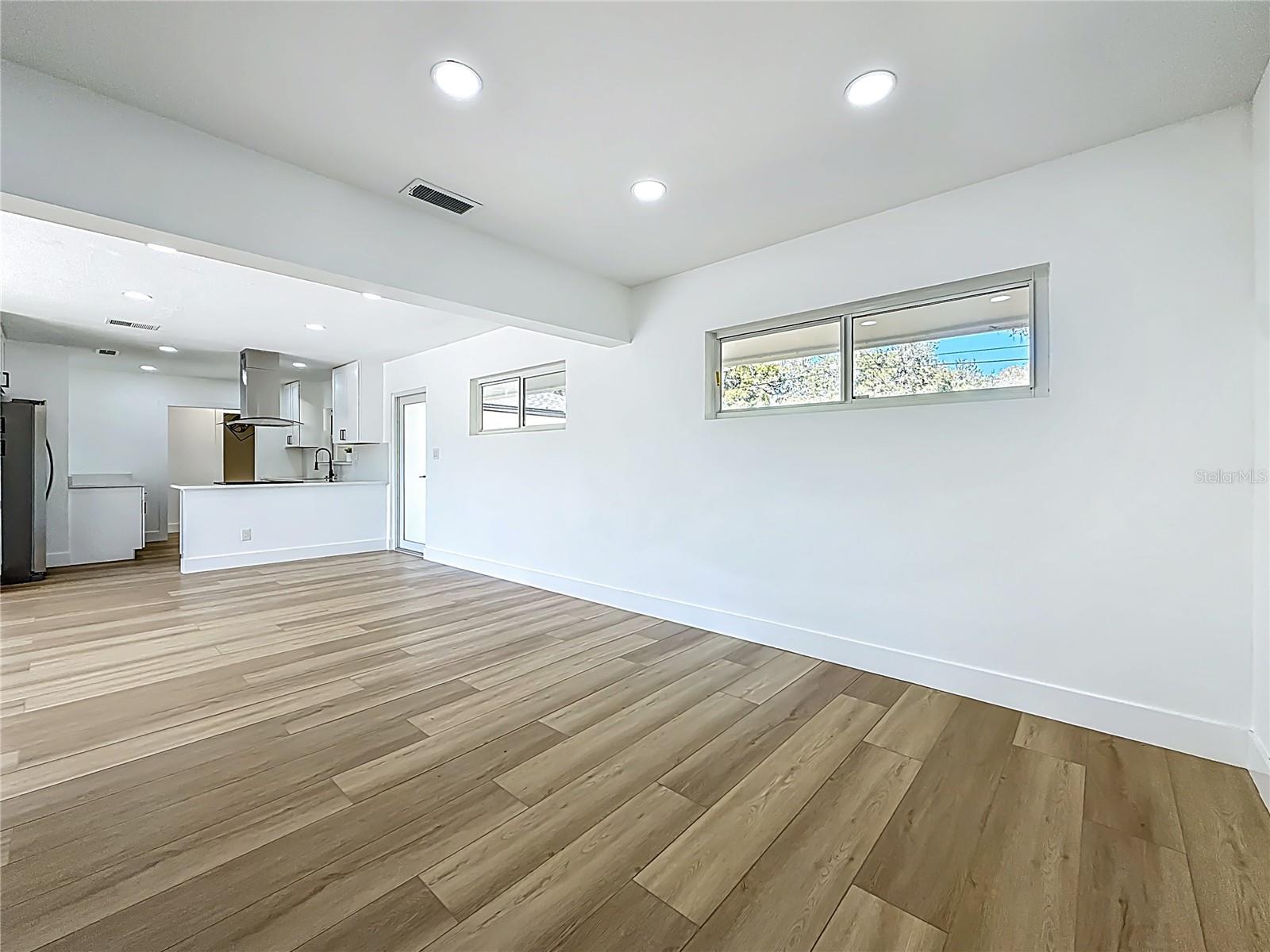 RIVERVIEW TERRACE REP - Residential