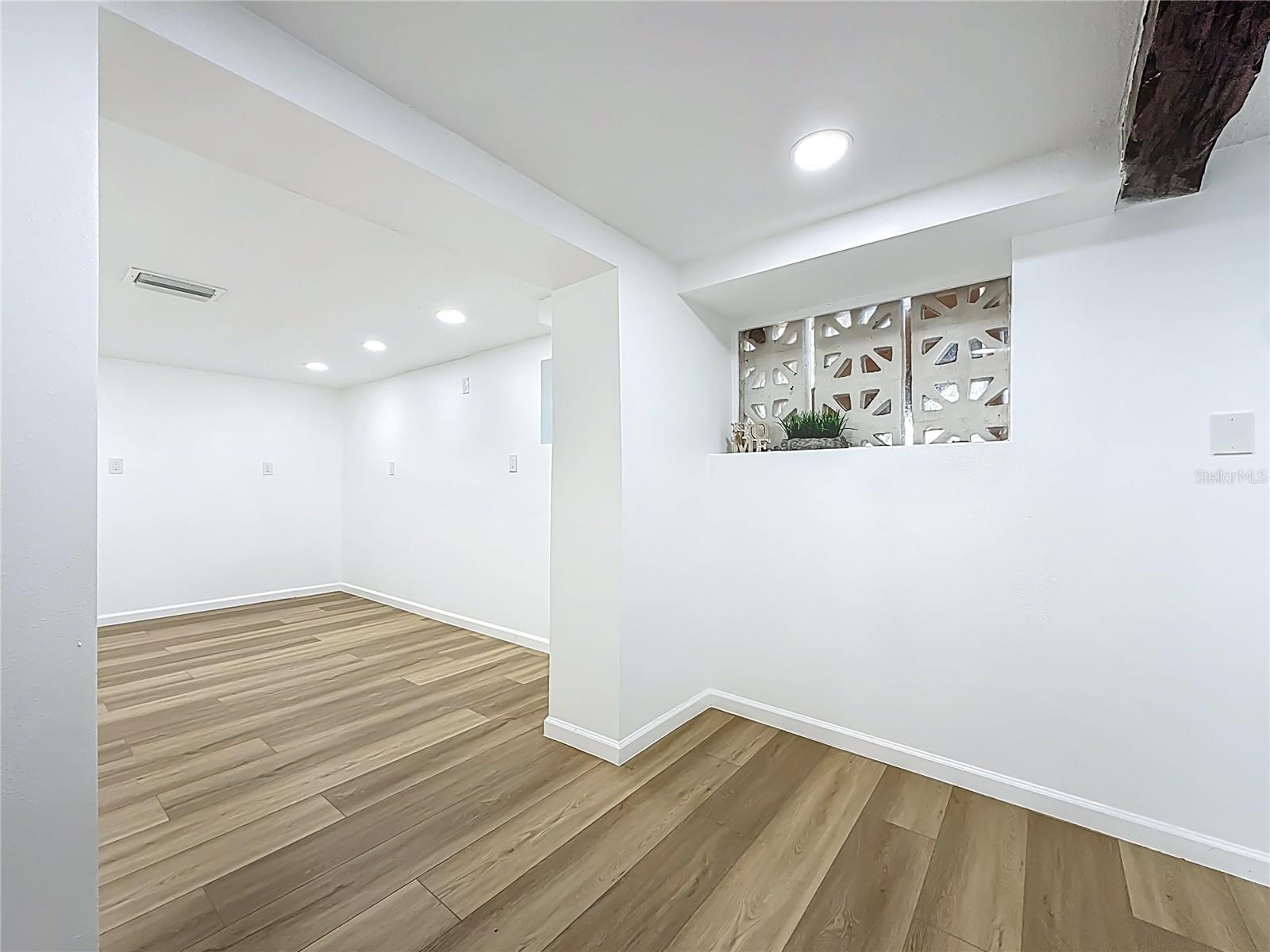 RIVERVIEW TERRACE REP - Residential