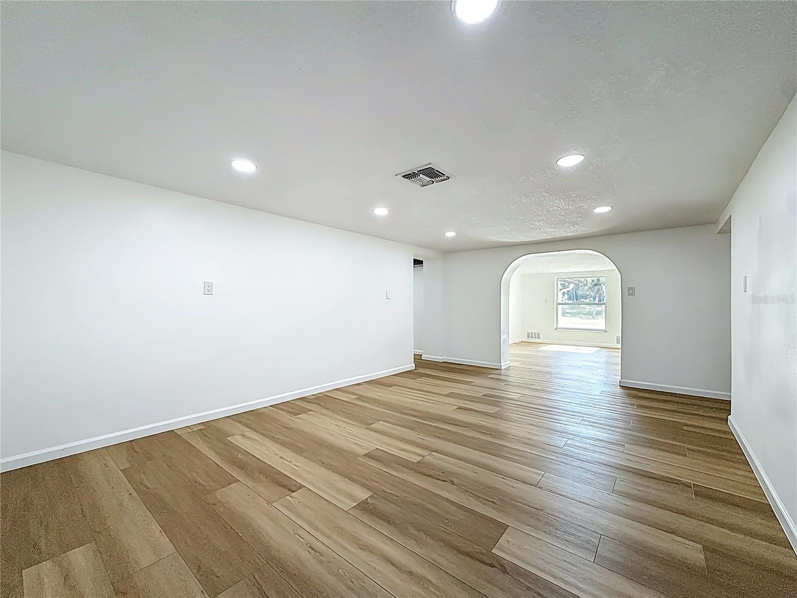 RIVERVIEW TERRACE REP - Residential