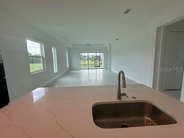 Photo 5 of 14 of 8631 BRIDGEPORT BAY CIRCLE house